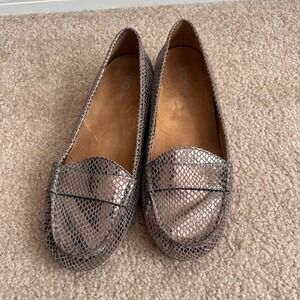 Vionic Metallic Snake Print Loafers Flats Women Size 7.5 Slip On Comfort Shoes‎